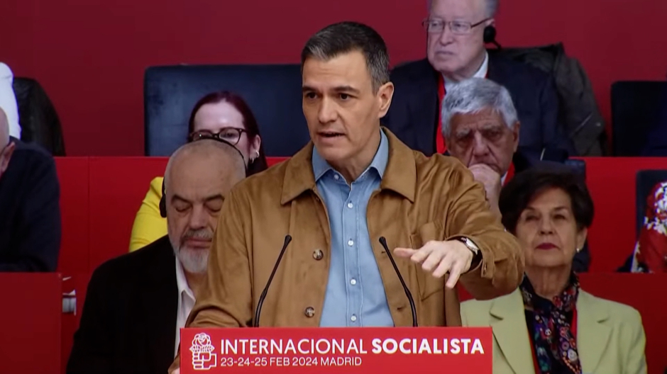 Sánchez habla de «ejemplaridad» contra la corrupción mientras calla sobre el caso Koldo