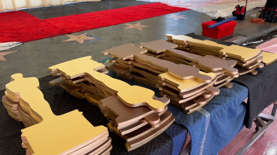 Comienzan los preparativos para la alfombra roja de los Oscars