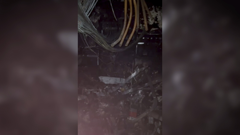 Así ha quedado el cuarto de contadores incendiado en un edificio de viviendas de Chamberí
