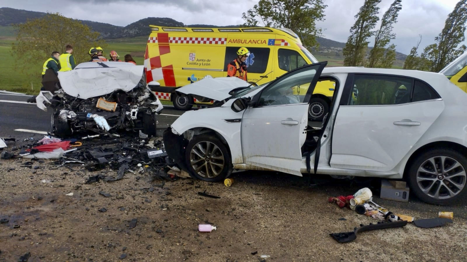 Accidente de coche en Foncea (La Rioja)