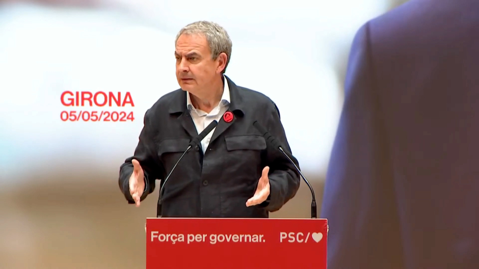 El expresidente de España José Luis Rodríguez Zapatero durante su discurso en el mitin del PSC