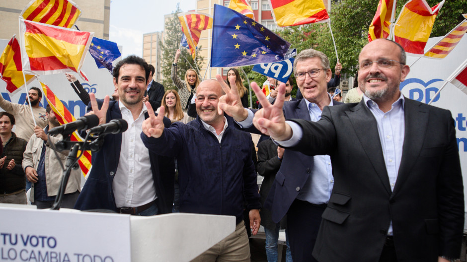 DIRECTO | Feijóo, Alejandro Fernández y Cuca Gamarra clausuran el acto de cierre de campaña