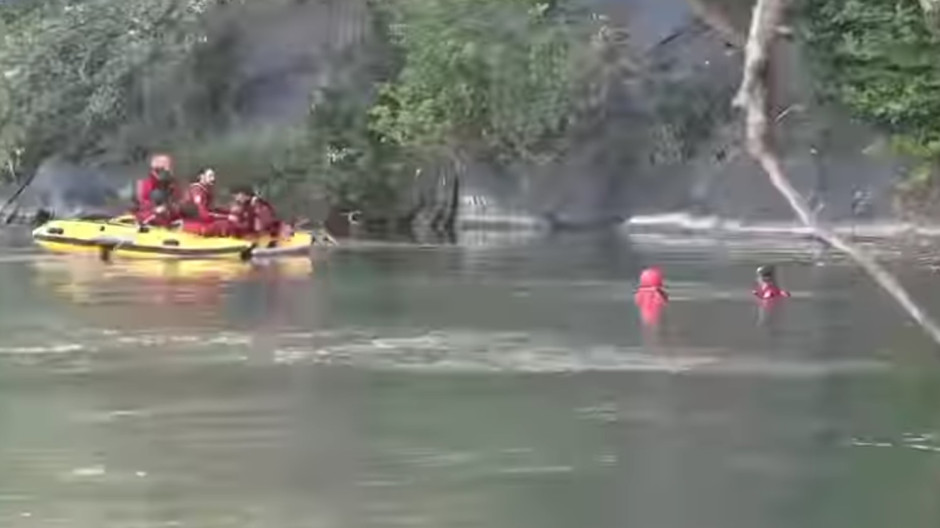 Labores de búsqueda del menor desaparecido en el Júcar, cuyo cuerpo ha sido hallado sin vida