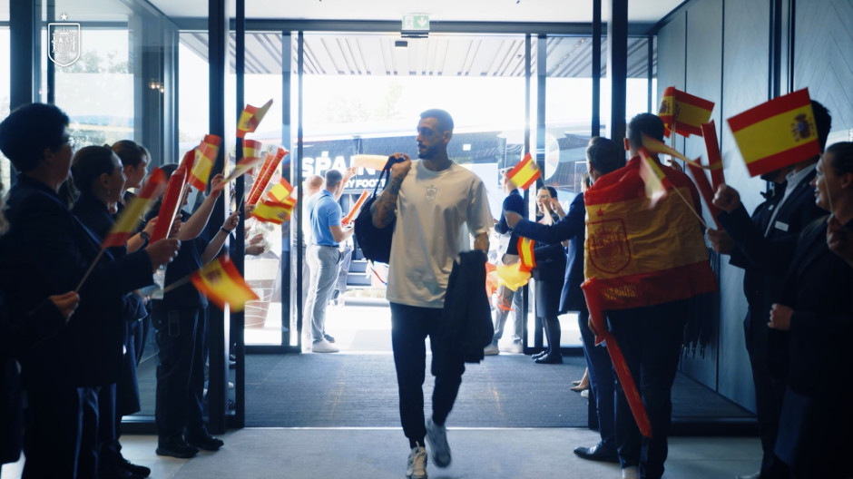 La selección española de fútbol, en su campamento base