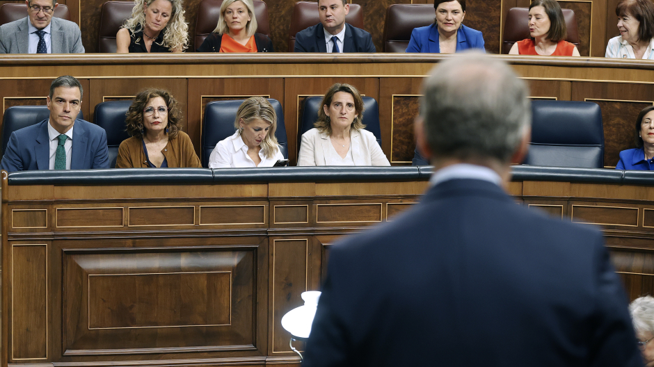 Feijóo frente a Sánchez en el Congreso