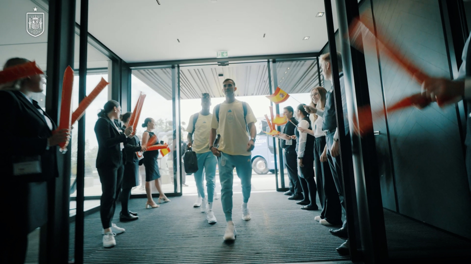 La Selección llegando a la localidad de Donaueschingen