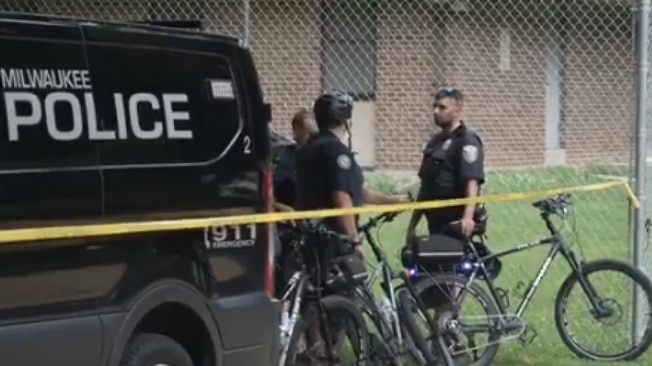 Agentes de la Policía abatieron a tiros este martes a un hombre armado con un cuchillo a aproximadamente un kilómetro y medio del recinto donde se celebra la Convención Nacional Republicana en Milwaukee (Wisconsin)