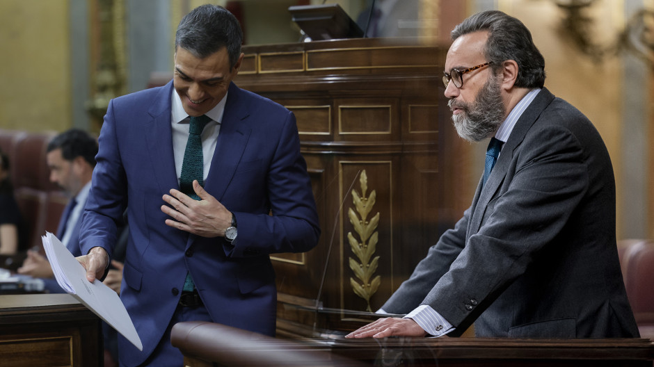 El doble rasero de Armengol: manda callar al Congreso si lo pide Sánchez, pero no cuando lo pide Vox