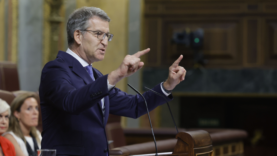 El líder del PP, Alberto Núñez-Feijóo interviene este miércoles en el Congreso