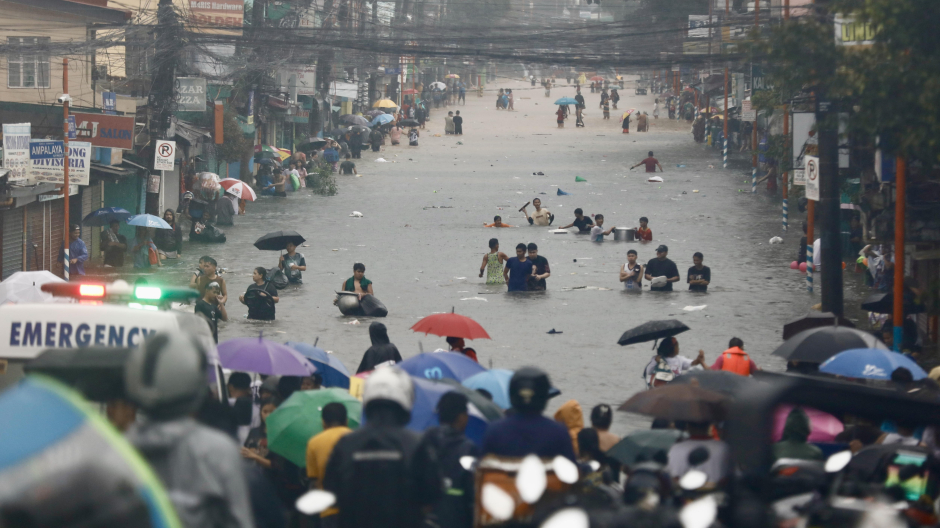 Los vídeos que deja el fuerte tifón Gaemi en Filipinas