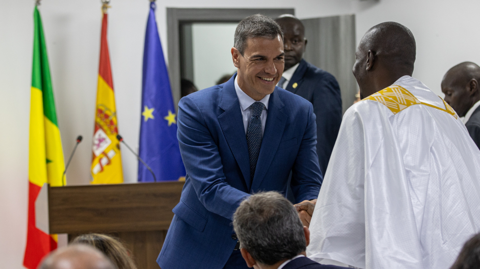 El jefe del Gobierno español, Pedro Sánchez, cierra este jueves en Senegal la gira africana