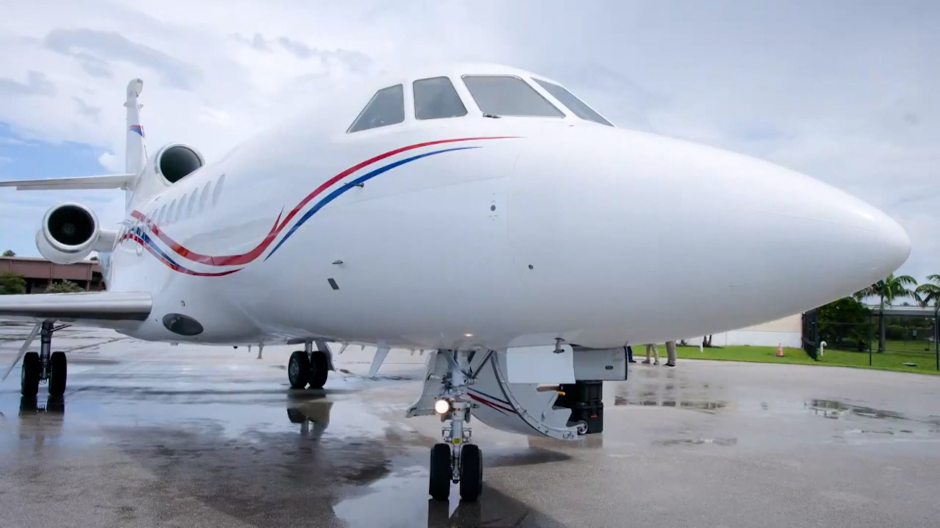 El avión privado Dassault Falcon 900EX del presidente venezolano Nicolás Maduro