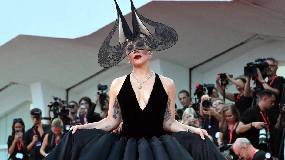 Lady Gaga en la alfombra roja de la Mostra de Venecia