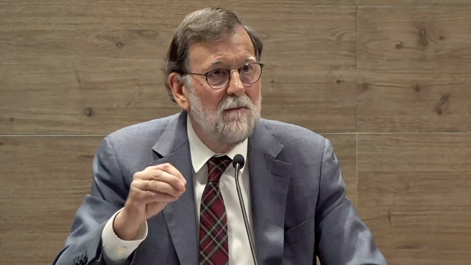 El expresidente Mariano Rajoy, en la presentación del libro 'El patio trasero de ETA', en el CEU