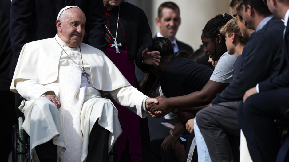 El Papa Francisco inicia su viaje en Luxemburgo y Bruselas