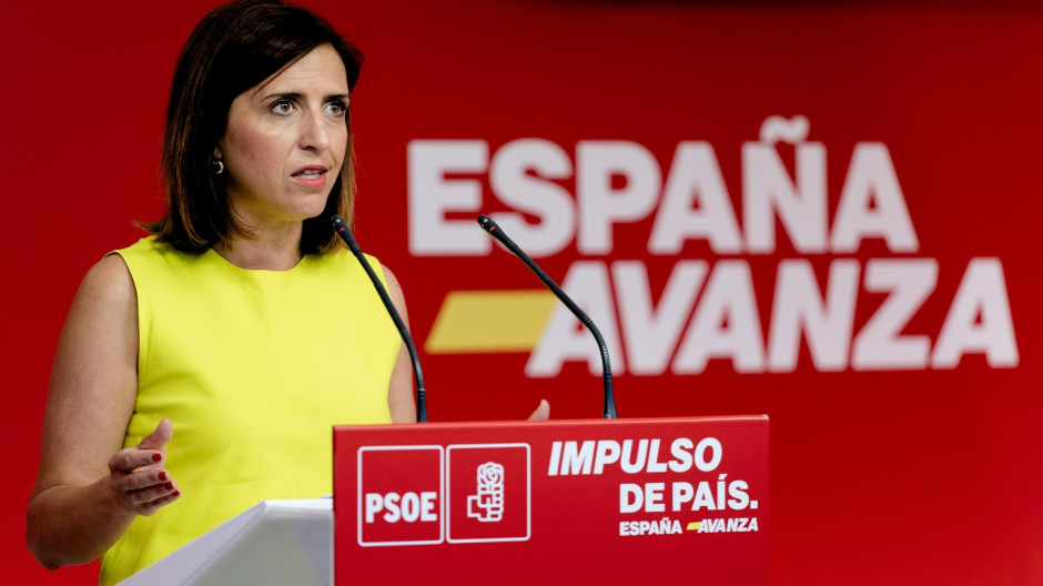 la portavoz de la CEF del PSOE, Esther Peña