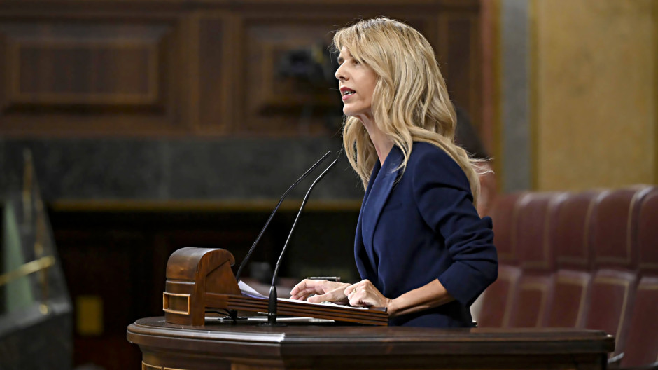 La diputada del PP Cayetana Álvarez de Toledo, en el pleno del Congres