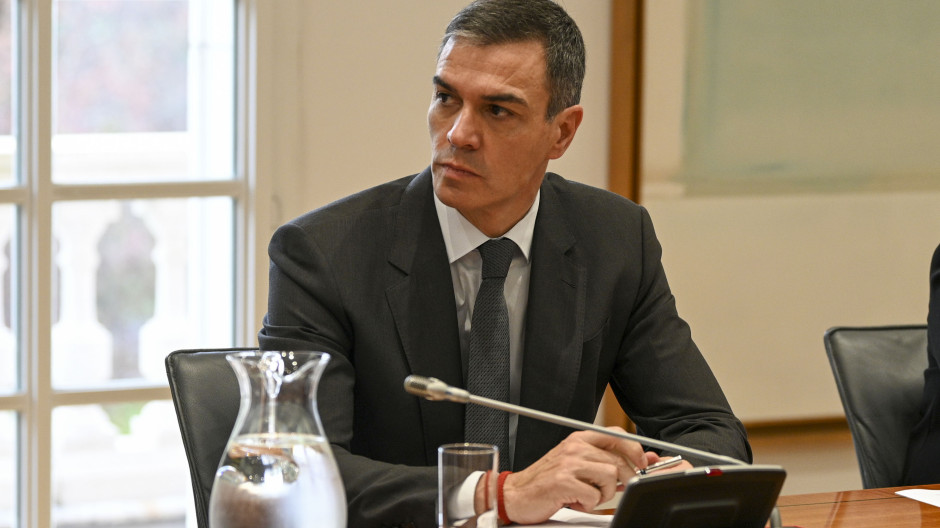 Pedro Sánchez realiza una declaración institucional para informar sobre la DANA, en directo