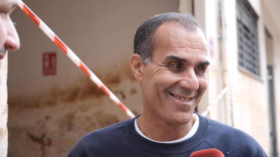 Mohamed, el héroe de Massanassa que salvó la vida a siete de sus vecinos