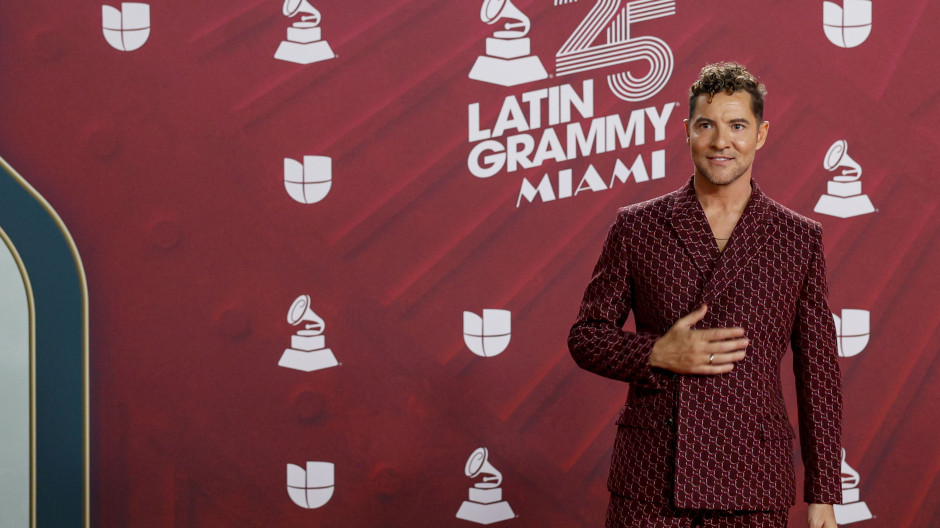 David Bisbal en la alfombra roja de los premios Latin Grammy