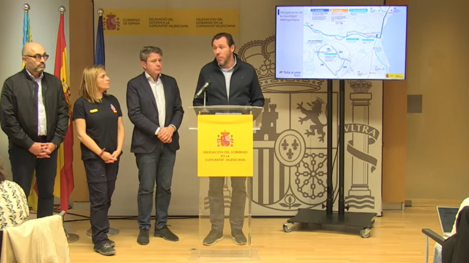 Puente informa de los avances de las obras de reparación de las infraestructuras tras la DANA, en directo