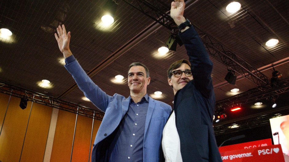 Pedro Sánchez junto a Salvador Illa