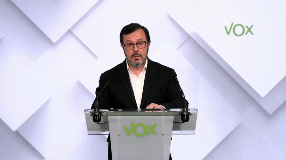 José Antonio Fúster en rueda de prensa tras el Comité de Acción Política de Vox