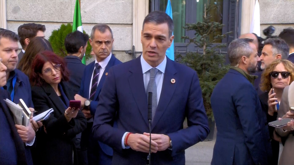 Protestas y gritos contra Pedro Sánchez en el Día de la Constitución