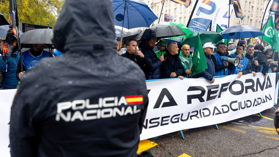 Manifestación a las puertas del Congreso de los Diputados