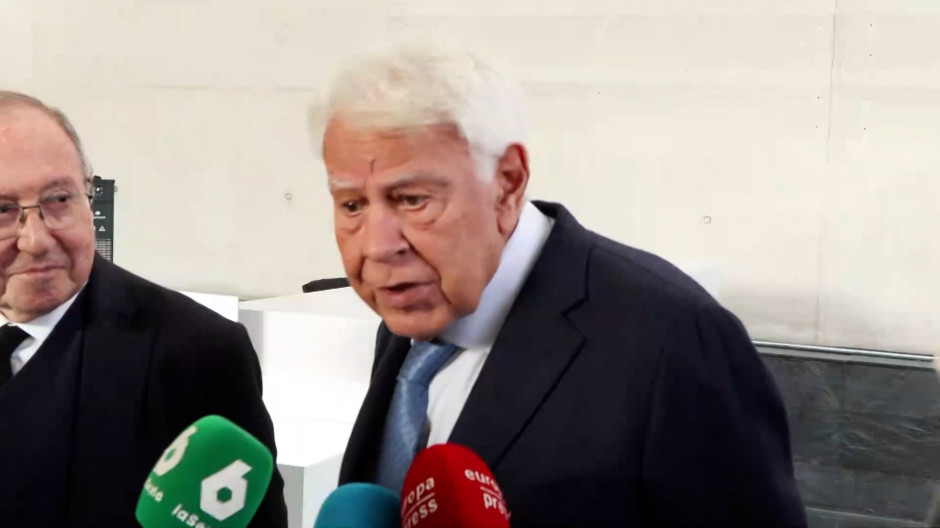 Felipe González ve «con preocupación» los casos judiciales que afectan al PSOE