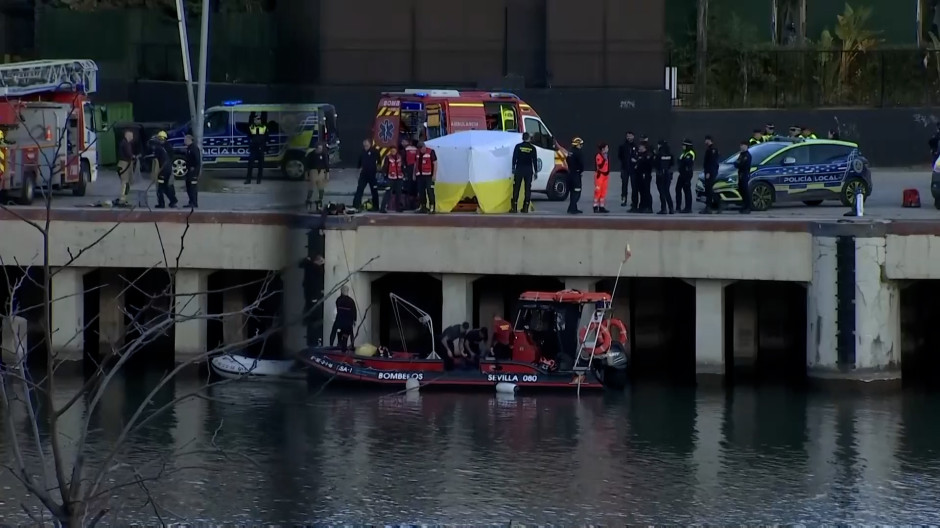 El mantero de Senegal que huyó de la Policía en Sevilla murió por ahogamiento en el río