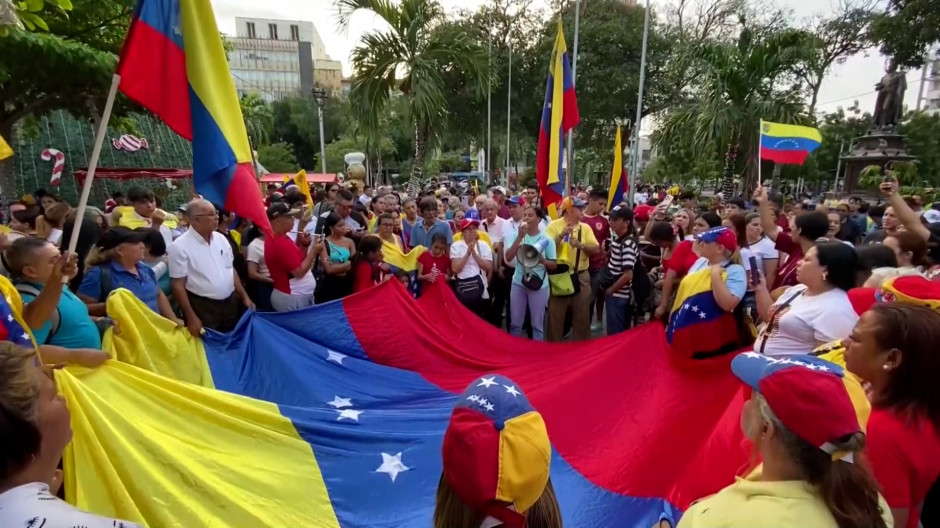 Venezolanos en Colombia protestan contra Maduro