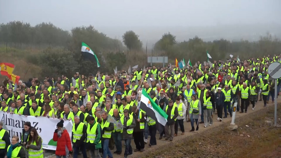 El cierre de la central de Almaraz «llevará a la despoblación del mundo rural»