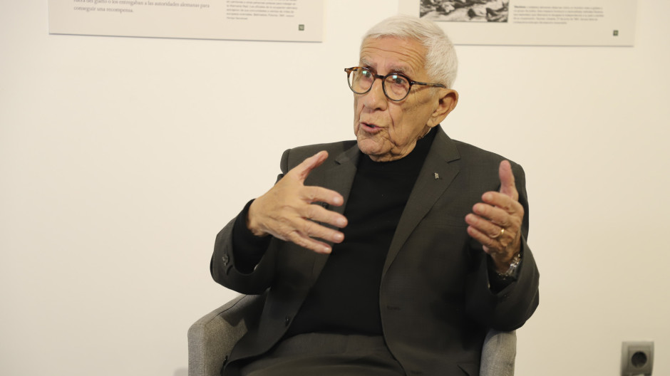 Albert Barbouth, superviviente del Holocausto: «Había letreros donde ponía: 'Prohibido perros y judíos»