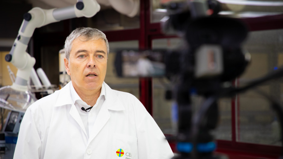 El químico de la Universidad San Pablo CEU, Javier Pérez Castells