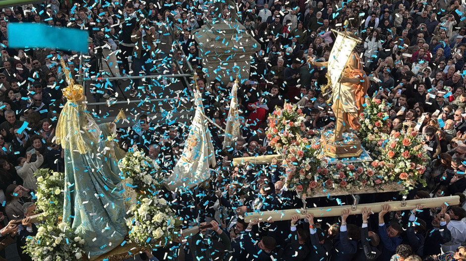 Villanueva de la Serena celebra con fervor 'La Carrerita' en el Domingo de Resurrección