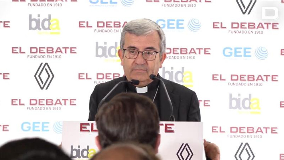 Luis Argüello en la presentación de la nueva edición de El Debate en Castilla y León