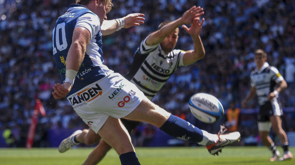 Otra jugada de la final de la Copa del Rey de Rugby