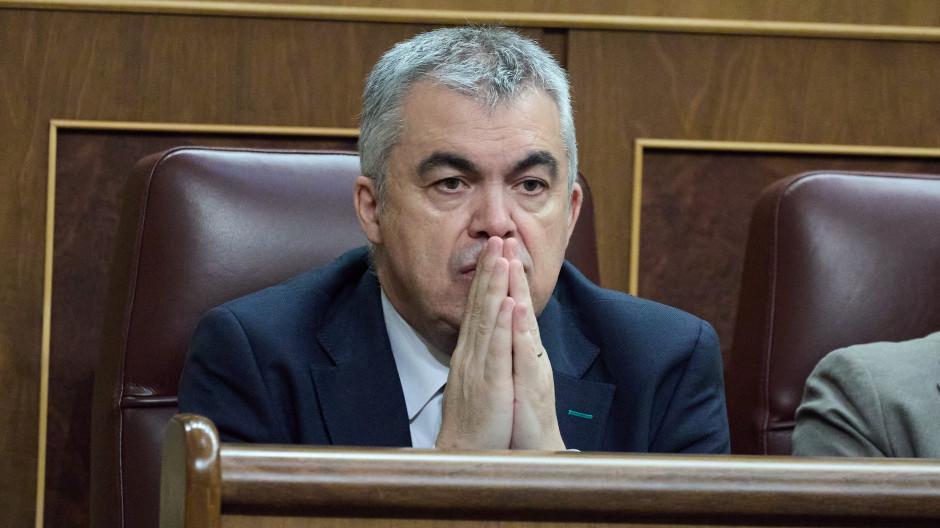 Cerdán se encara desde su escaño con una diputada del PP