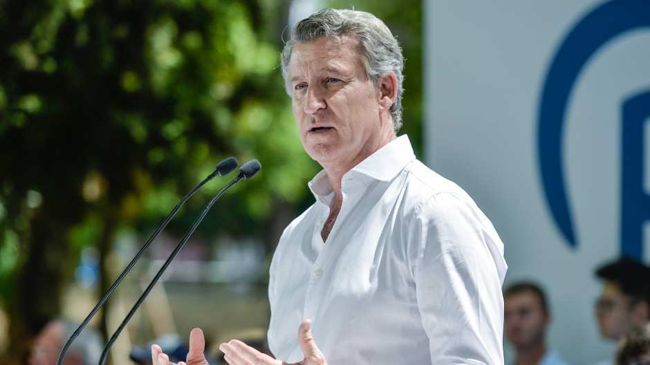 Feijóo y Moreno refuerzan en Málaga la unidad del PP andaluz, en directo