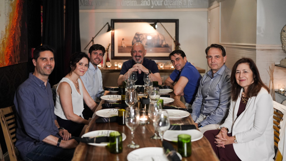 Isabel Díaz Ayuso en una comida con rectores de las universidades públicas madrileñas en Miami