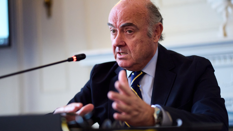 Luis de Guindos clausura el curso 'La Economía Española: realidad y perspectivas'