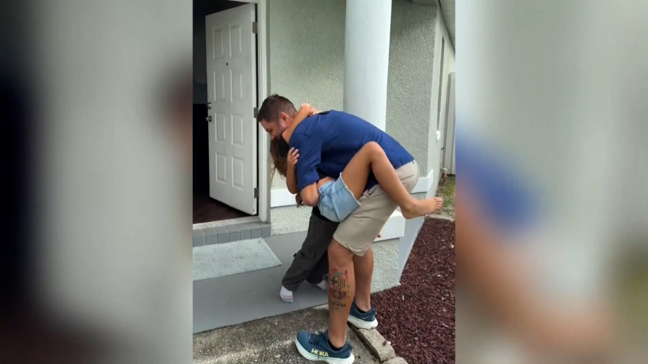 El emotivo reencuentro con sus hijos de un opositor venezolano encarcelado por el régimen de Maduro
