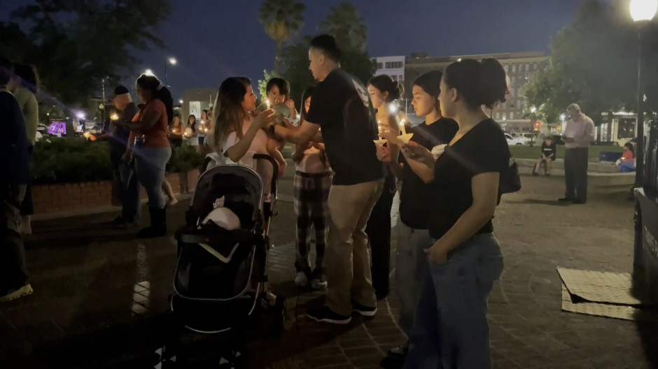 Celebran en Texas una conmovedora Vigilia en memoria de los más de 100 fallecidos en las inundaciones