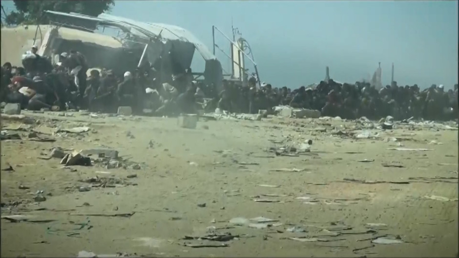 Miembros del ejército israelí dispararon a gazatíes que esperaban por comida