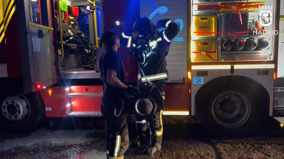 Bomberos en el lugar de los hechos