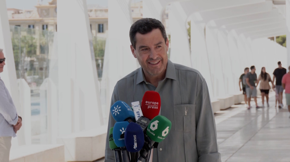 Juanma Moreno explica por qué no fue al incendio de la Mezquita- Catedral de Córdoba