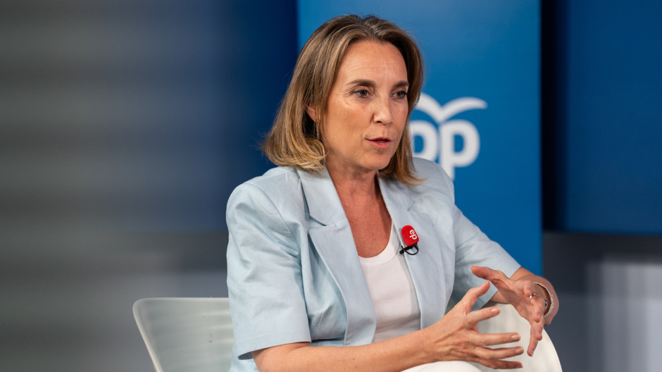 Cuca Gamarra y Javier De Andrés visitan la 'txosna' del PP en Aste Nagusia, en directo