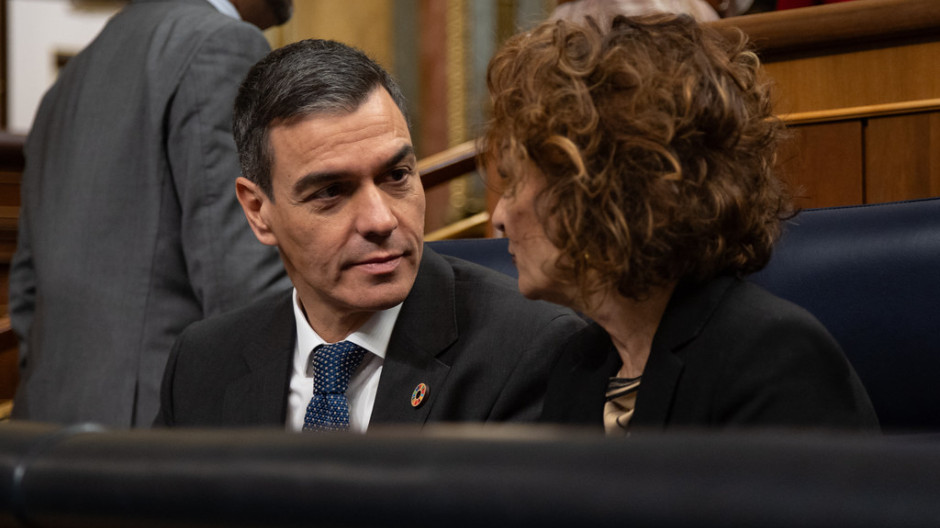 Pedro Sánchez y María Jesús Montero, en una imagen de archivo en el Congreso