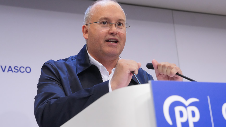 Miguel Tellado interviene en el acto de apertura del curso político del PP de Navarra, en directo